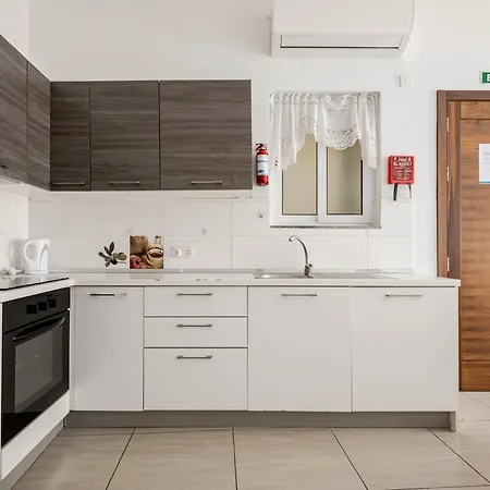 Gzr F32 Bright With Balcony Private Bathroom Access Privatunterkunft