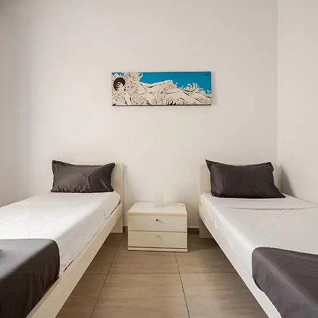 Privatunterkunft Gzr F32 Bright With Balcony Private Bathroom Access *